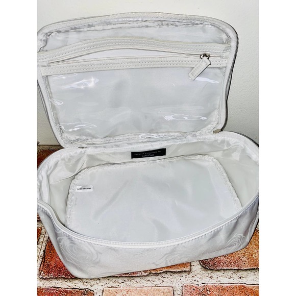 LANCOME White Makeup Case - Picture 4 of 4